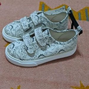 Dinosaur sneaker shoes for toddler